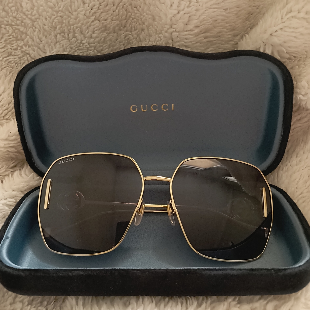 GUCCI!!!